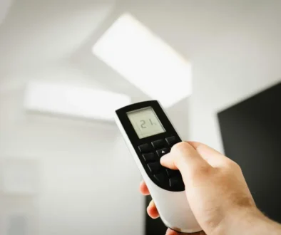 Adjusting AC temperature in Kochi home powered by rooftop solar system