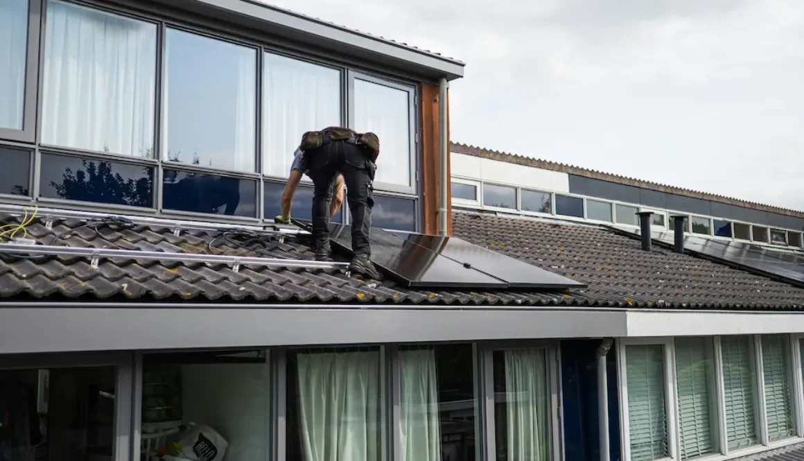 rooftop-solar-panels-kerala